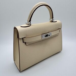 19CM Epsom Leather Top Handle Mini Bag - Vanilla